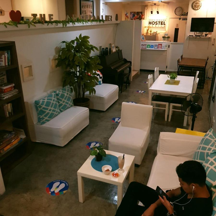 Crossroads Hostel Manila Mandaluyong Dış mekan fotoğraf