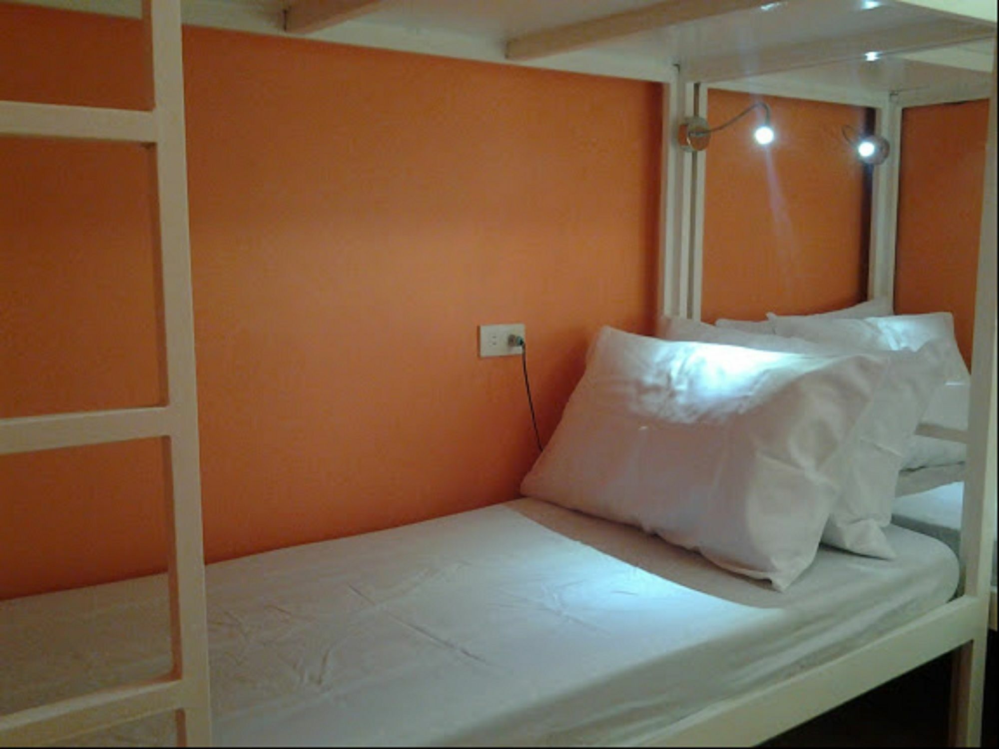 Crossroads Hostel Manila Mandaluyong Dış mekan fotoğraf